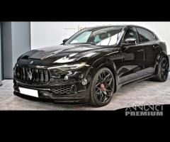 Ricambi maserati levante #756