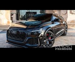 Audi rsq8 ricambi usati pari al nuovo #2008