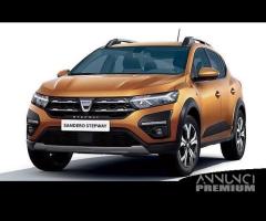 Ricambi usati pari al nuovo dacia sandero stepway