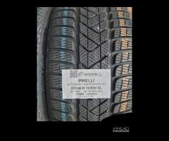 Gomme invernale usate 225/40 19 93H XL (RUNFLAT) - 2