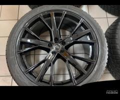 Cerchi in lega 22 per audi Q8 cin gomme termiche