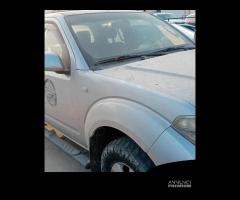 Paraurti anteriore NISSAN NAVARA D40 - 5