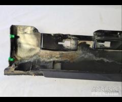 31395042 minigonna lato guida volvo V40 2018 - 23