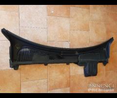 Gocciolatoio sotto parabrezza freelander 2 2012 - 1