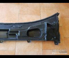 Gocciolatoio sotto parabrezza freelander 2 2012 - 20