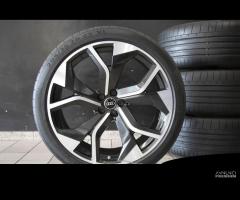 Cerchi in lega 23 originali Audi Q8 RS con gomme