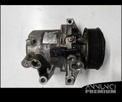 COMPRESSORE A/C NISSAN VERSA CODICE:A130602425