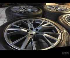 Cerchi in lega 21 per Audi Q8 con gomme