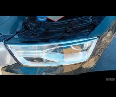 Faro sinistro Xenon Audi Q3 2018