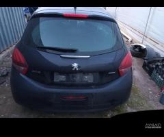 Portellone cofano posteriore Peugeot 208