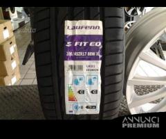 Cerchi in lega 17 per fiat grande punto con gomme