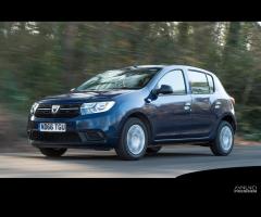 Ricambi NUOVI Dacia Sandero 2016 2017 2018