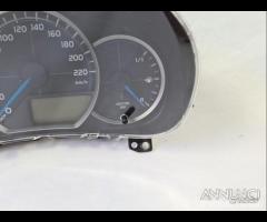 83800-0DT70 Quadro strumenti yaris ibrida 2015 - 14