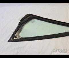 Triangolo fisso anteriore sinistro SX4 fiat sedici