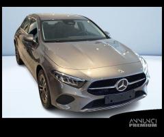 Mercedes-Benz Classe A A 250 e Plug-in hybrid...