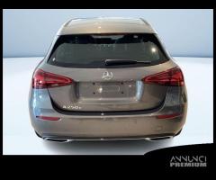 Mercedes-Benz Classe A A 250 e Plug-in hybrid...