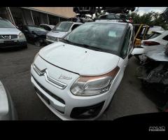 Ricambi Citroen C3 Picasso 8F01 2012