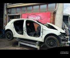 Ricambi Mercedes Benz Classe A 180 d K9K W176 2017