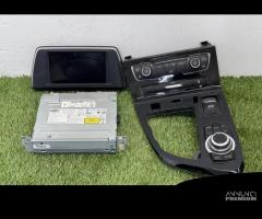 Infotainment radio display navigatore BMW Serie 2