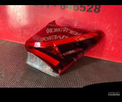 Faro fanale posteriore DX Toyota Auris 2017