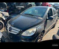 Ricambi Mercedes Benz Classe B 640940 2010 - 1