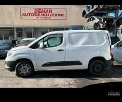 Ricambi Opel Combo YH01 51.000km 2020