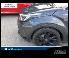 Toyota C-HR 2.0H LOUNGE E-CVT - 21