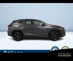 Lexus NX 300H 2.5 SPORT 4WD CVT - 9