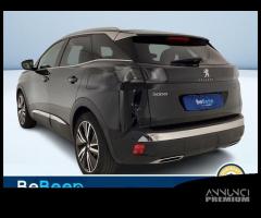 Peugeot 3008 1.6 HYBRID GT PACK 225CV E-EAT8