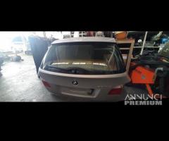 Portellone bmw 520 sw anno 2009