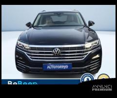 Volkswagen Touareg 3.0 V6 TSI EH ATMOSPHERE T...