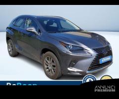 Lexus NX 300H 2.5 PREMIUM 4WD CVT