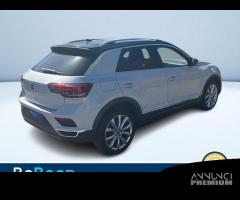 Volkswagen T-Roc 1.5 TSI ADVANCED - 8