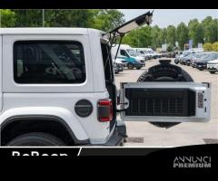 Jeep Wrangler UNLIMITED 2.0 ATX PHEV SAHARA 4... - 28