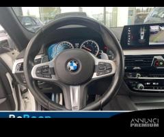 BMW Serie 5 Touring 520D TOURING MSPORT AUTO - 13