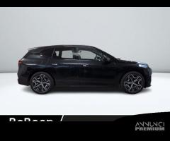 BMW iX XDRIVE40 - 9