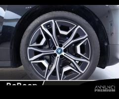 BMW iX XDRIVE40 - 22