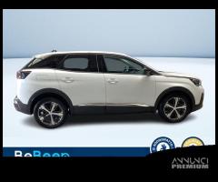 Peugeot 3008 1.5 BLUEHDI ALLURE S&S 130CV - 9