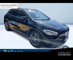 Mercedes-Benz GLA 250 E PHEV (EQ-POWER) PREMI...