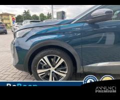 Peugeot 3008 1.6 HYBRID ALLURE 225CV E-EAT8 - 18