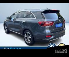 KIA Sorento 2.0 CRDI REBEL PREMIUM PACK AWD AUTO - 6