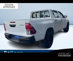 Toyota Hilux 2.4 D-4D DOUBLE CAB COMFORT 4WD - 8