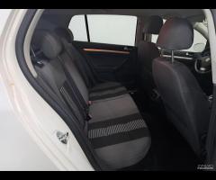 Volkswagen Golf 1.6 gpl unico prop 2008 - 11