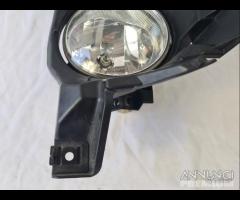 Faretto lato guida toyota rav4 anno 2014