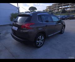 Peugeot 2008 BlueHDi S&S Allure