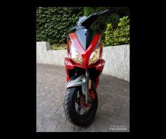 SCOOTER EAGLE 125cc ROSSO ANCHE IN COMODE RATE