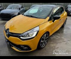 Renault Clio TCe 220CV EDC 5 porte Energy R.S. Tro