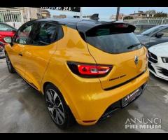 Renault Clio TCe 220CV EDC 5 porte Energy R.S. Tro