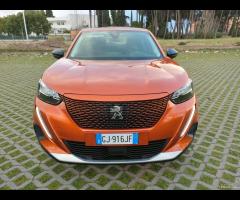 Peugeot 2008 motore elettrico 136 CV Active