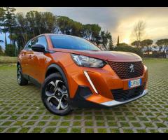 Peugeot 2008 motore elettrico 136 CV Active